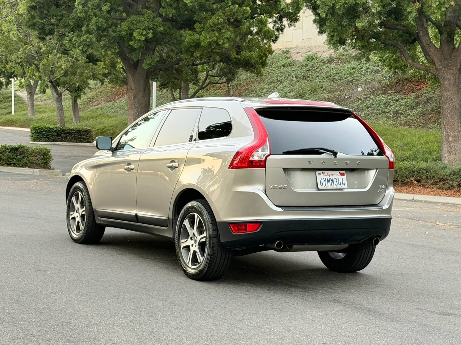 Used 2013 Volvo XC60 T6 AWD/4WD image 6