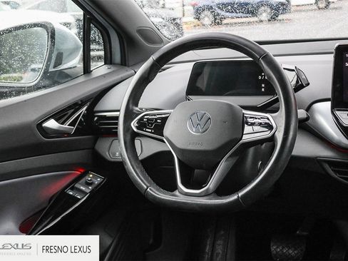 Used 2021 Volkswagen ID.4 Pro image 18