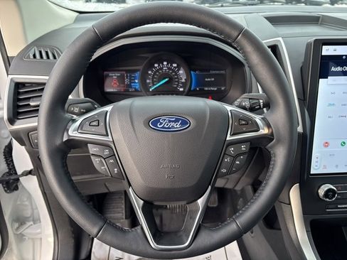 Used 2024 Ford Edge SEL w/ Convenience Package image 24