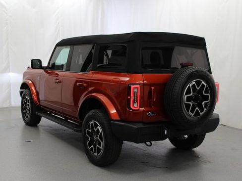 Used 2023 Ford Bronco Outer Banks AWD/4WD image 6