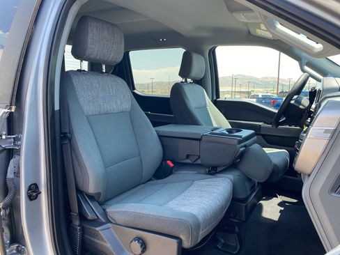 Used 2023 Ford F150 XLT image 5