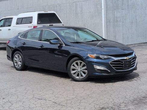 Used 2020 Chevrolet Malibu LT FWD image 11