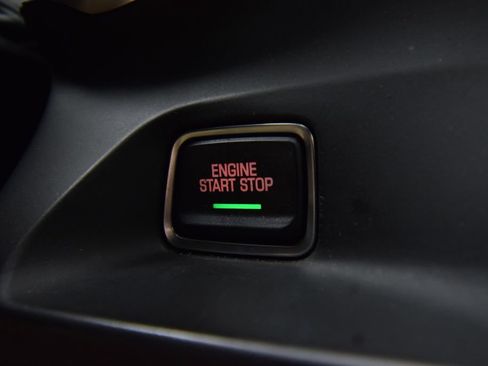 Used 2017 Chevrolet Camaro LT RWD image 34