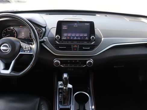 Used 2023 Nissan Altima 2.5 SR image 13