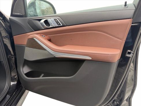 Used 2023 BMW X5 M50i w/ Executive Package image 21