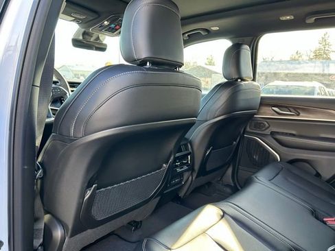 New 2026 Jeep Grand Cherokee Limited AWD/4WD image 20