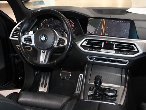 Used 2021 BMW X5 xDrive40i w/ M Sport Package AWD/4WD image 18