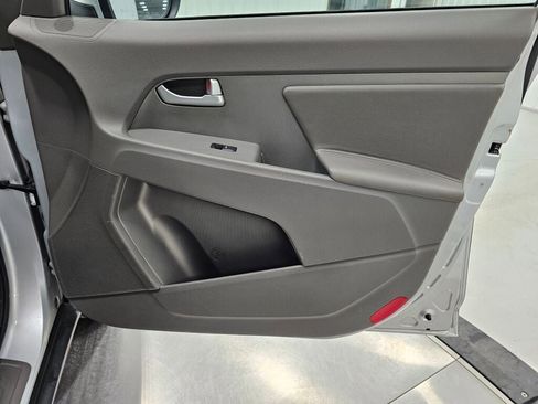 Used 2013 Kia Sportage LX w/ Convenience Pkg image 23