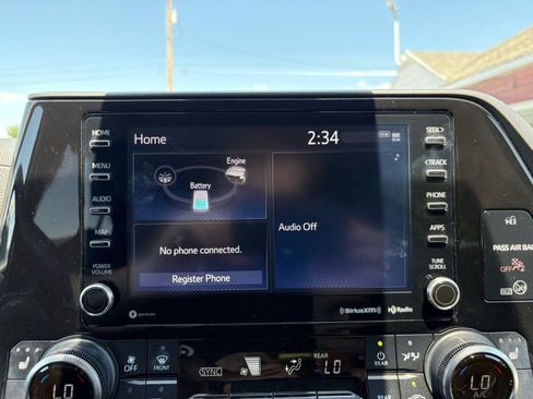 Used 2022 Toyota Highlander XLE image 20