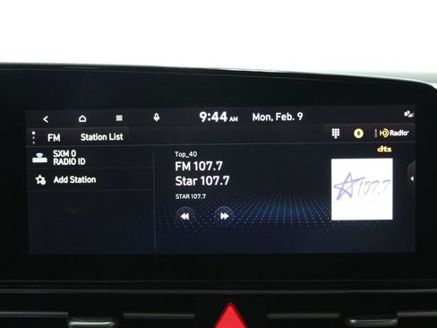 Used 2024 Hyundai Elantra SEL w/ Convenience Package image 24