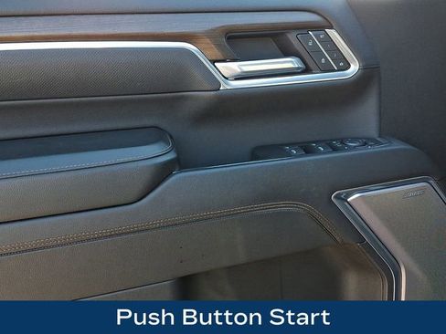 Used 2025 Chevrolet Silverado 3500 High Country image 16