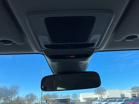 Certified 2025 Honda HR-V LX image 16