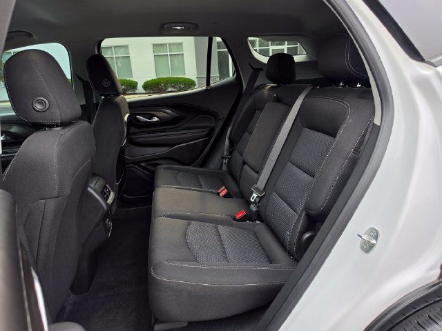 Used 2022 GMC Terrain SLE w/ Driver Convenience Package AWD/4WD image 30