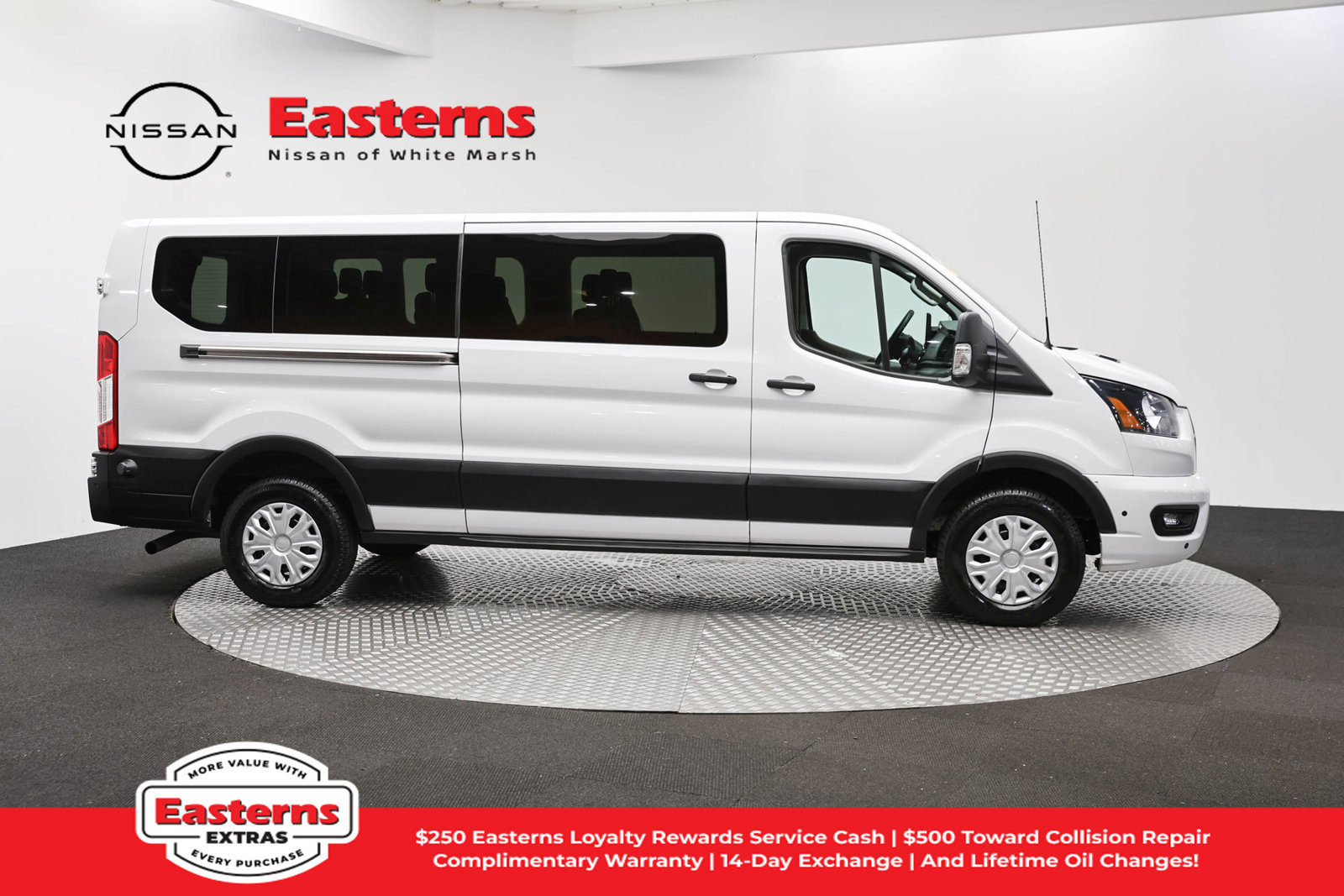 Used 2024 Ford Transit 350 XLT RWD image 4