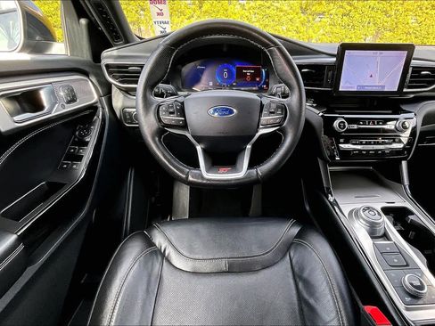 Used 2021 Ford Explorer ST w/ Equipment Group 401A image 5