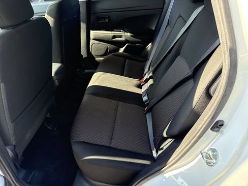 Used 2019 Mitsubishi Outlander Sport ES FWD image 20