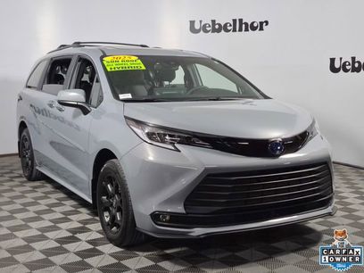 Used 2025 Toyota Sienna XLE Woodland Edition