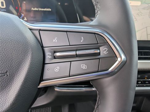 New 2026 Chevrolet Equinox LT w/ Convenience Package II FWD image 23