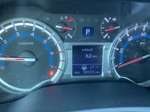 Used 2019 Toyota 4Runner SR5 image 15