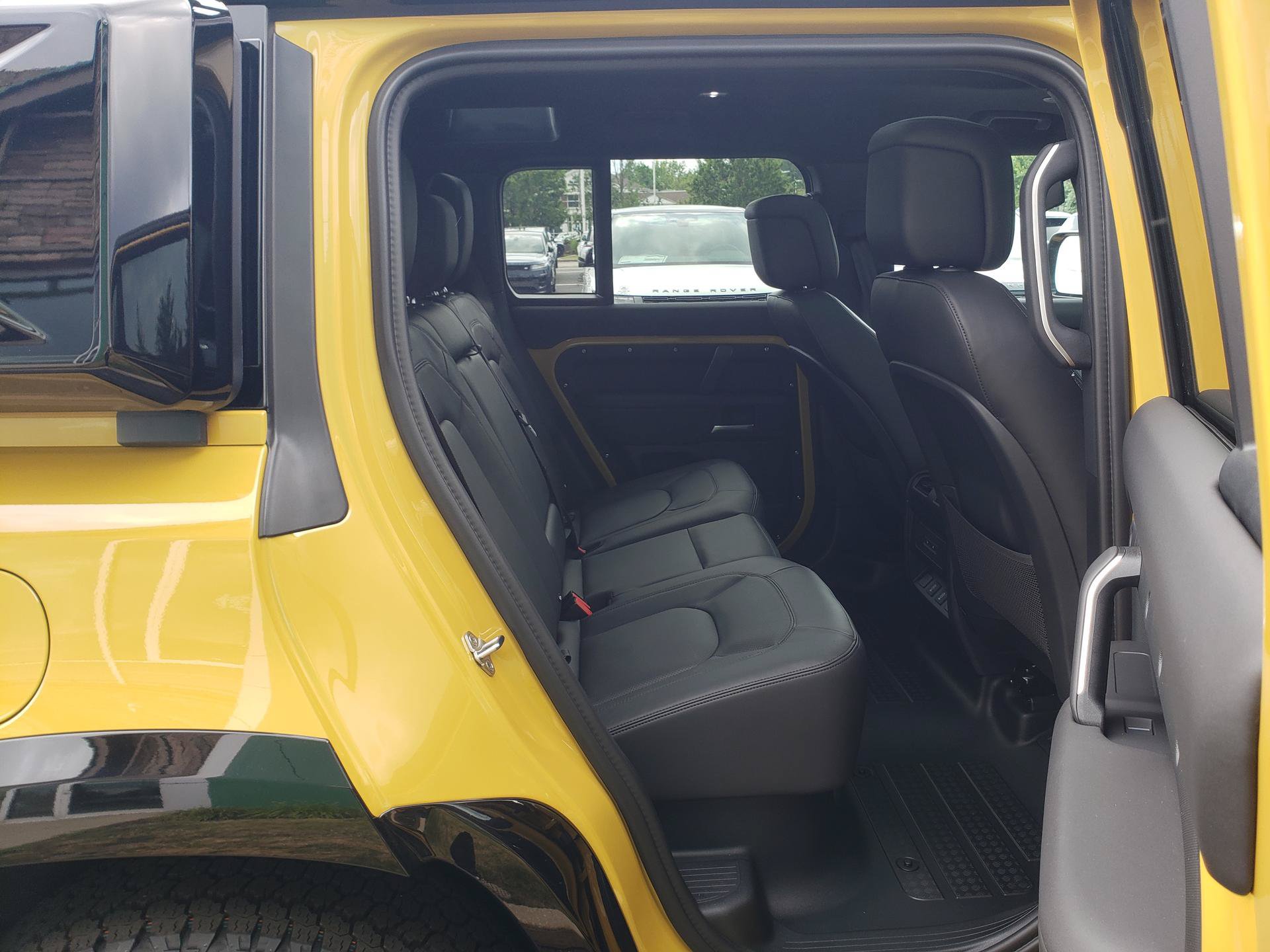 New 2026 Land Rover Defender 110 Trophy Edition AWD/4WD image 16