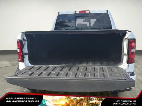 Used 2025 RAM 1500 Big Horn AWD/4WD image 32