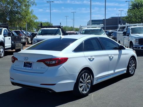 Used 2017 Hyundai Sonata Sport FWD image 4