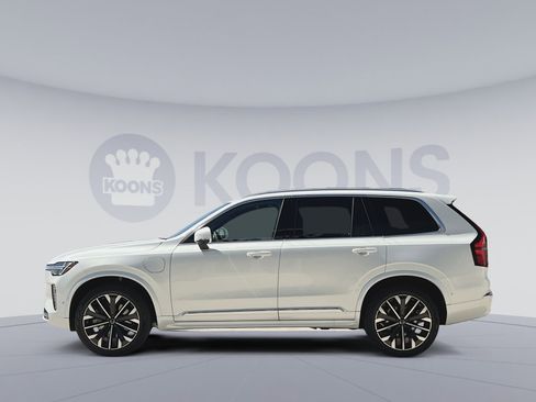 New 2026 Volvo XC90 T8 Ultra AWD/4WD image 2