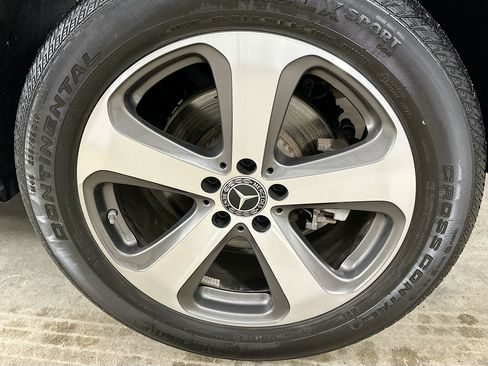 Certified 2022 Mercedes-Benz GLC 300 4MATIC image 37