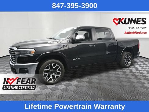 Used 2025 RAM 1500 Laramie AWD/4WD image 6