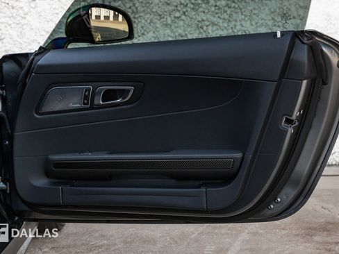 Used 2018 Mercedes-Benz AMG GT R image 37