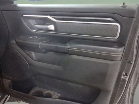 Used 2019 RAM 1500 Big Horn image 18