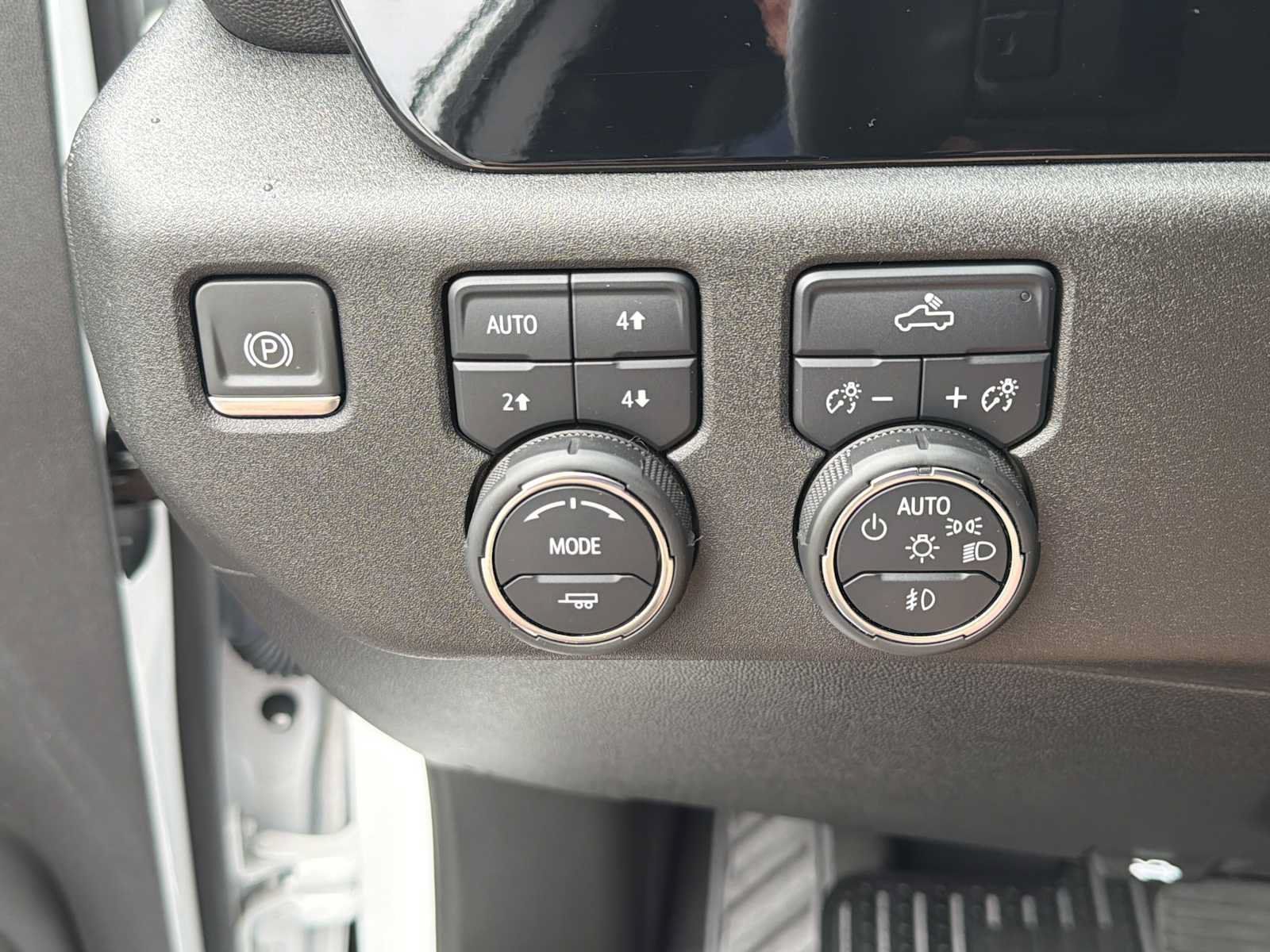 Used 2024 Chevrolet Silverado 1500 RST w/ All Star Edition Plus AWD/4WD image 17