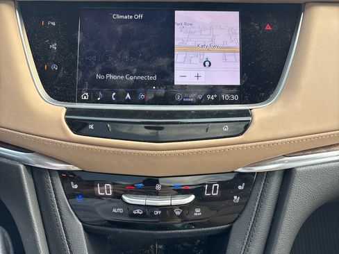 Used 2023 Cadillac XT5 Premium Luxury w/ Platinum Package FWD image 14