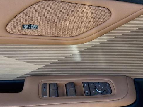 New 2026 Lexus ES 350e w/ Cold Area Package FWD image 22