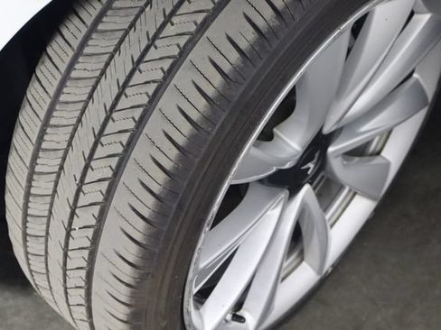 Used 2019 Tesla Model 3 Long Range RWD image 38