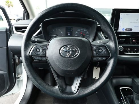 Used 2024 Toyota Corolla LE FWD image 10