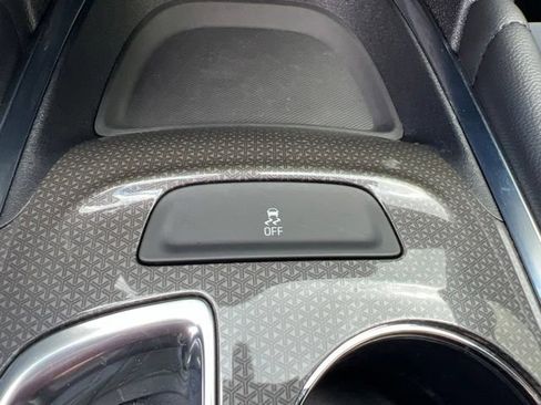 Used 2022 Chevrolet Malibu LT w/ Leather Package FWD image 21
