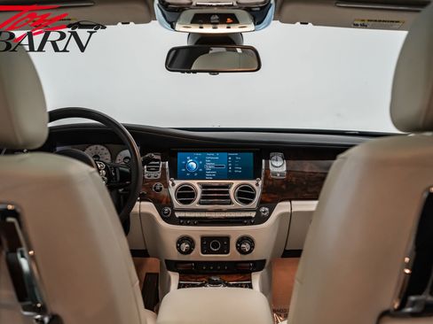 Used 2012 Rolls-Royce Ghost Extended Wheelbase image 54