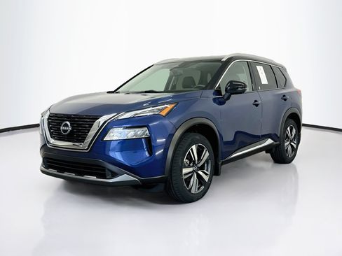 Used 2023 Nissan Rogue SL AWD/4WD image 3