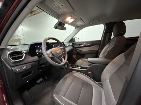 Certified 2025 Chevrolet TrailBlazer LT AWD/4WD image 10