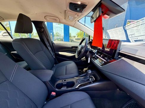Used 2024 Toyota Corolla LE FWD image 25