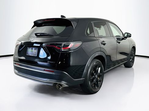 Used 2024 Honda HR-V Sport image 9