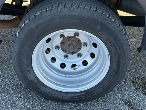 Certified 2023 Ford Transit 350 XLT image 9