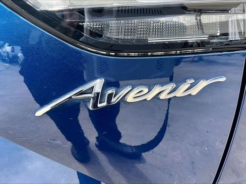 Used 2023 Buick Envision Avenir FWD image 10