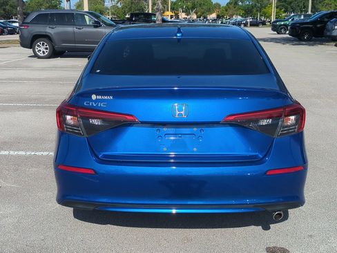 Used 2023 Honda Civic LX image 7