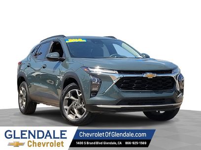 Used 2025 Chevrolet Trax LT