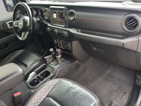 Used 2021 Jeep Wrangler Unlimited Sahara image 41