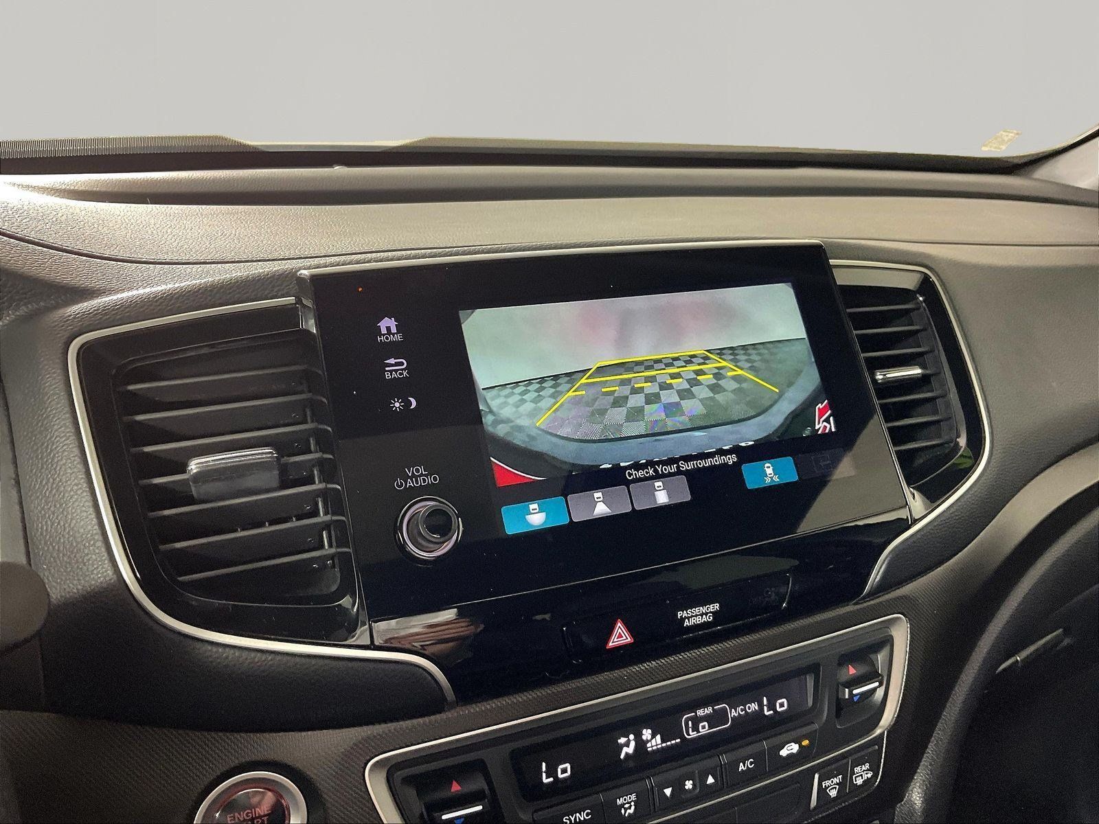 Used 2025 Honda Passport TrailSport image 14