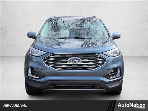 Used 2019 Ford Edge Titanium image 1