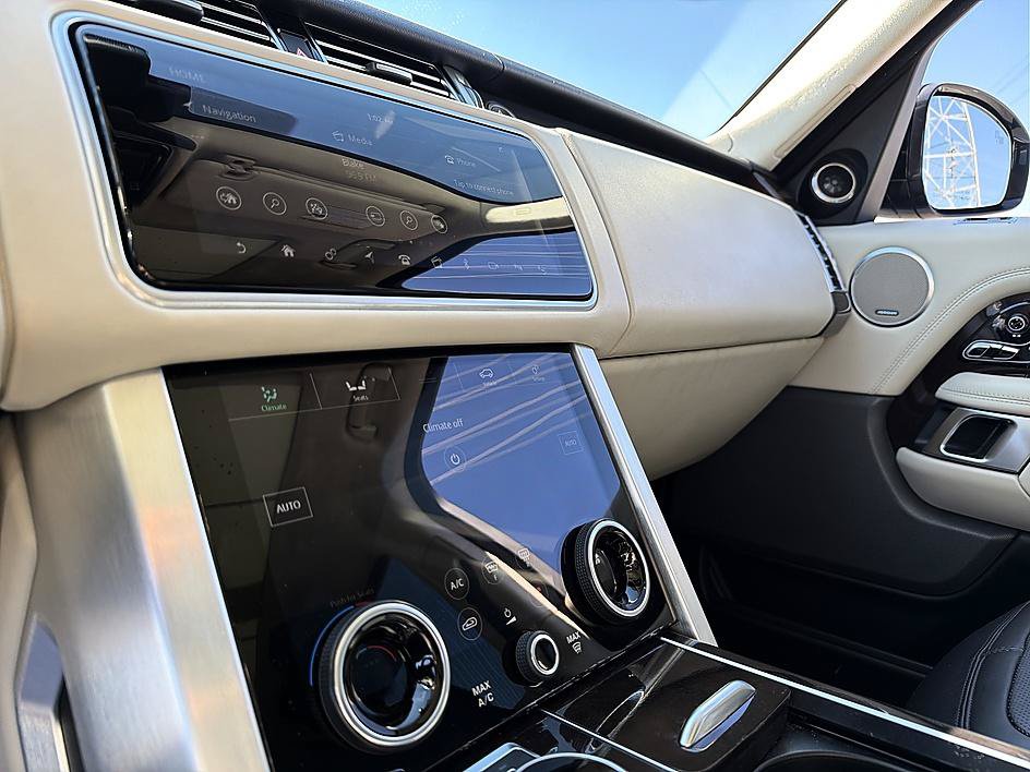 Used 2019 Land Rover Range Rover Supercharged AWD/4WD image 29